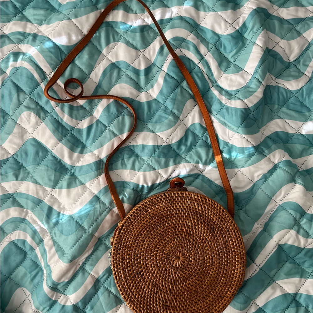 Woven crossbody